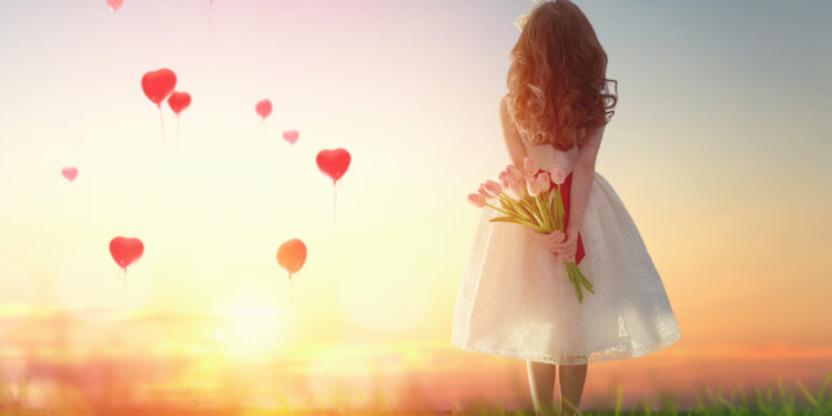 заставка - открытки женщинам на день рождения