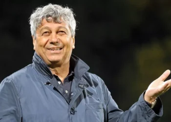 «Ні в якому разі»: Луческу з жахом відповів на питання щодо можливості потренувати Коноплянку і Ко – Футбол