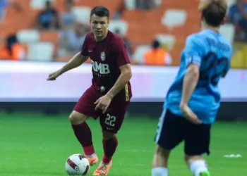 «Найбільший провал ЧФР Клуж за останні роки»: румунські фани винесли вердикт Коноплянці після невдалого матчу – Футбол