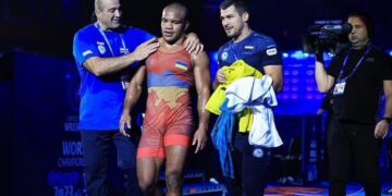 Беленюк знову відправився за кордон | Боротьба |