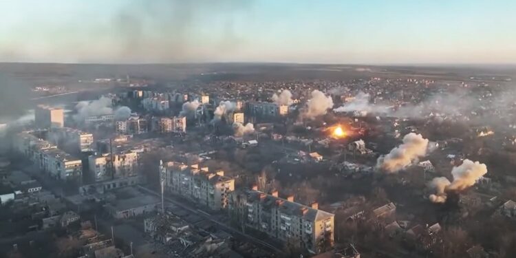 Російські війська готуються до відновлення наступу на Вугледар