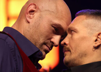 “75-килограммовый любитель”: Фьюри попытался задеть Усика, указав на его габариты – Спорт ):Бокс