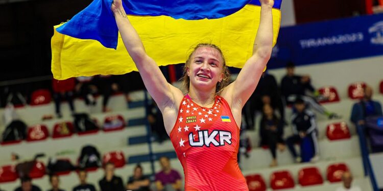 Соломія Винник відмовилася від фотосесії з росіянкою на чемпіонаті світу U-23 | Боротьба |