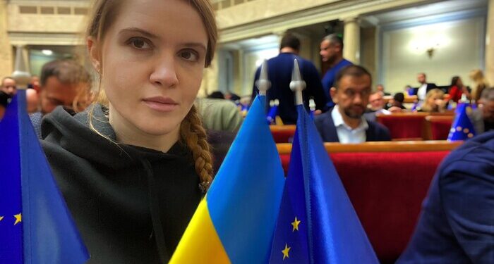 Безугла пішла війною проти Залужного: опозиція зробила заяву – Экономика