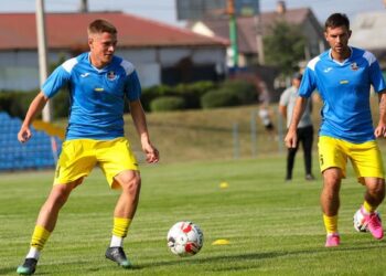 Друга ліга. Дружба дотискає Реал Фарму, розгромна перемога ЮКСА