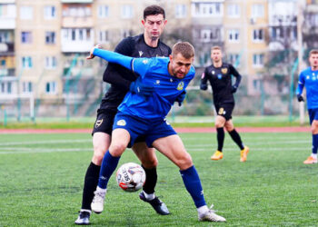 Друга ліга. Дубль граючого президента Ниви, мінімальна перемога Чайки