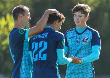 Друга ліга. Перемоги Чайки та Тростянця