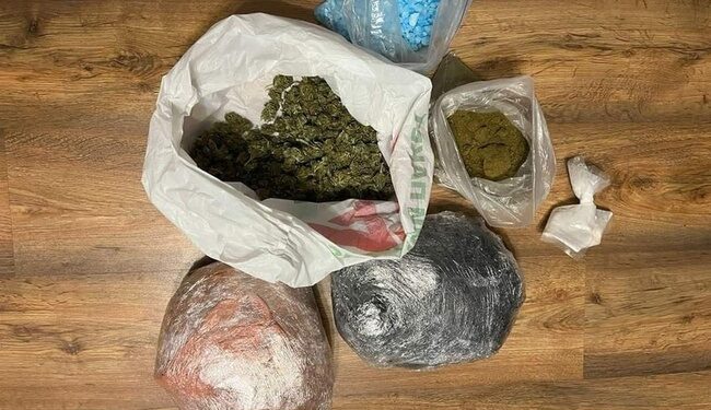 Два кілограми канабісу та психотропів: у Миколаєві затримали наркоторговця