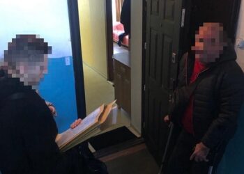 Двоє жителів Одещини продавали ухилянтам довідки медиків за 10 тисяч доларів