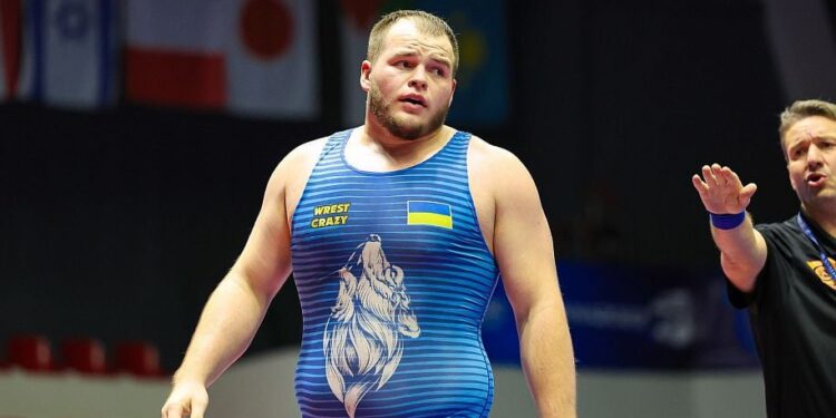 Вишнивецький здобув для України срібло чемпіонату світу U23 | Боротьба |