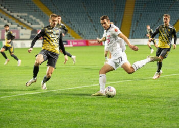 Іще одна драма: «Рух» долає «Чорноморець»