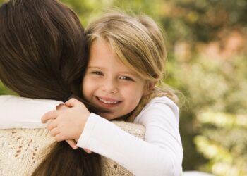 Красивые поздравления маме на День рождения. Мама – с Днем рождения!