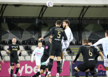 «Колос» перемагає «Минай» із «сухим» рахунком