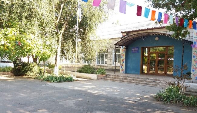 Ліцею у Білгород-Дністровському районі повернули землю вартістю 20 мільйонів