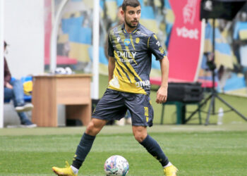 Остап Притула: “Оболонь” вміло грає на контратаках, саме цим вони набирають бали”