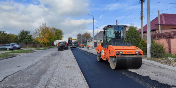 Ремонт проблемної дороги в Шевченківському районі Запоріжжя – на якому етапі роботи | Новости Запорожья