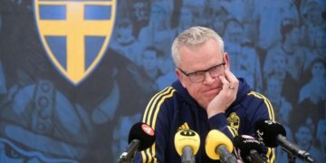 Сборная Швеции осталась без тренера после провала в отборе на Евро-2024