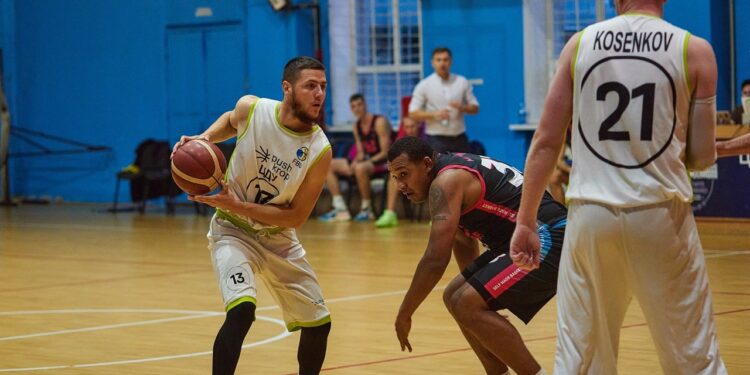 Селф Мейд переграв PUSH-ЦДУ: фотогалерея – Федерація баскетболу України