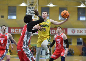 Сергiй Старцев: Прикарпаття-Говерла успiшно зiграла в першому колi – Федерація баскетболу України