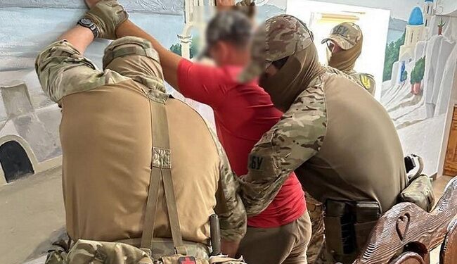 Справу про звинувачення голови райради Мельниченка у викраденні катера скерували до суду