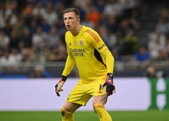 Стала известна зарплата Трубина в «Бенфике»