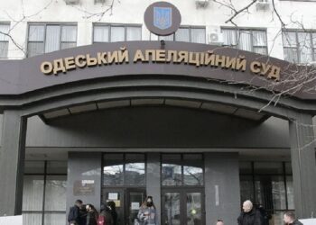 Суддя у справі щодо оскарження виправдання голови селищної ради Крупиці взяв самовідвід