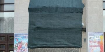 У Запоріжжі демонтують пам’ятник Глінці – в чому причина | Новости Запорожья