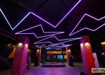 У Запоріжжі нагородили журналістів на честь Дня працівників радіо, телебачення та зв’язку | Новости Запорожья