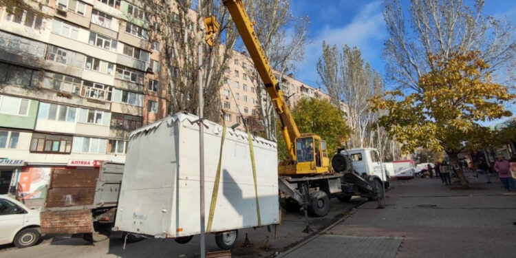 У Запоріжжі прибрали черговий незаконний кіоск – де він знаходився | Новости Запорожья