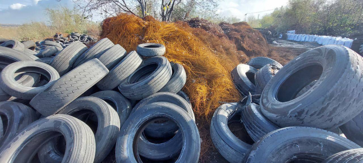 Старі печі та їдкий дим: у Запоріжжі виявили ще одне підприємство, яке труїть містян - фото