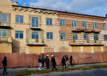 У запорізький будинок на вулиці Кияшка, 22 готуються подавати опалення – як просувається відновлення | Новости Запорожья