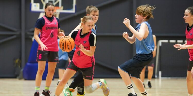 В Дніпрі продовжується перший етап ВЮБЛ – Федерація баскетболу України