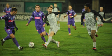 «Ворскла» та ЛНЗ розійшлися «насухо»
