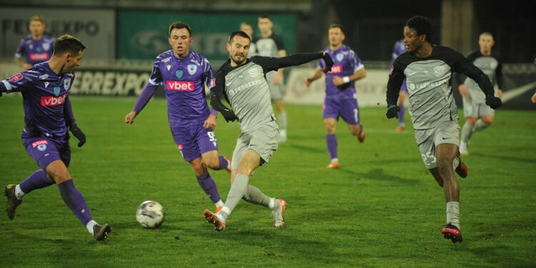 «Ворскла» та ЛНЗ розійшлися «насухо»