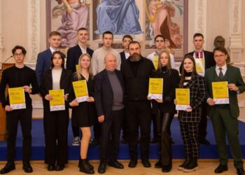 16 школярів та школярок із Кіровоградщини отримуватимуть стипендію Президента України. ФОТО |  – Новини Кропивницького і Кіровоградщини