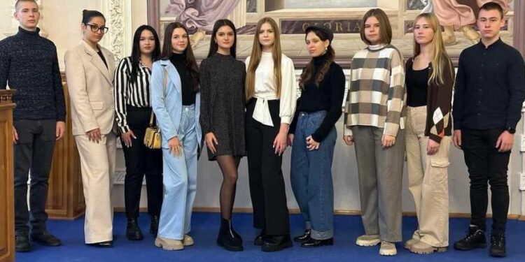 Учениця Ірпінського ліцею Анна Коваль увійшла до числа найкращих | Новини Київ