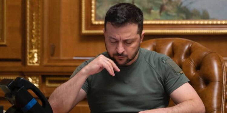 Більшість українців вважають вибори під час війни небезпечними і безглуздими – Зеленський – Экономика