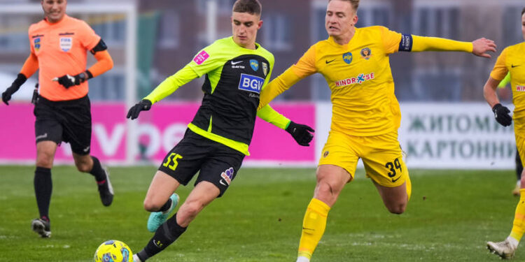 «Днепр-1» сыграл вничью с «Полесьем» и временно стал лидером в турнирной таблице УПЛ