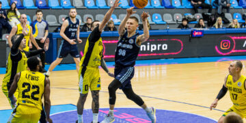 Дніпро завершив домашній бабл перемогою над БІПОю: фотогалерея – Федерація баскетболу України