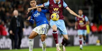 «Эвертон» без Миколенко оторвался от зоны вылета, выиграв у «Бернли»