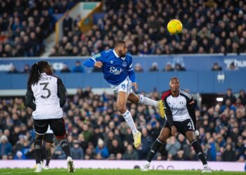 «Эвертон» без Миколенко проиграл «Фулхэму» и вылетел из Кубка английской лиги