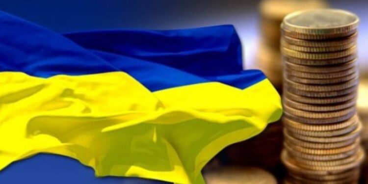 Яким чином податковий агент може повернути надміру сплачений військовий збір?