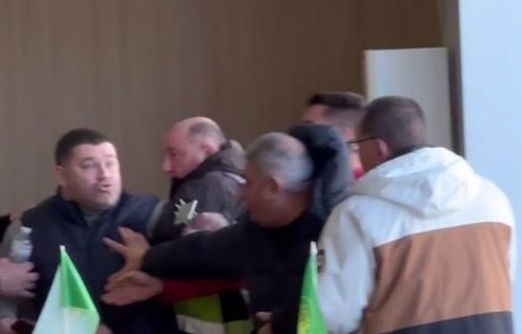 Казарян з Волошиним мало не побилися — Новости Черкасс
