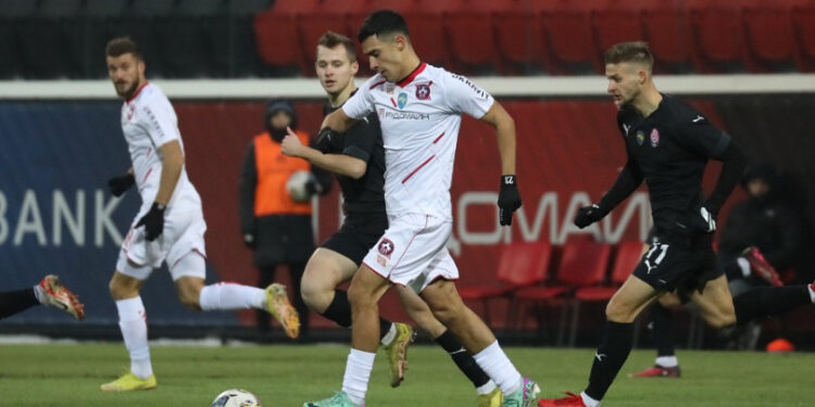 «Кривбас» втрачає перемогу в грі із «Зорею»