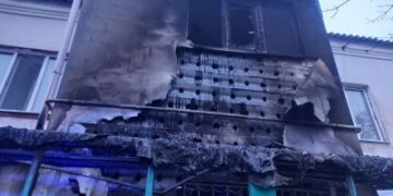 Миколаїв: вогнеборці гасили пожежу в двоповерхівці » Миколаївський Оглядач