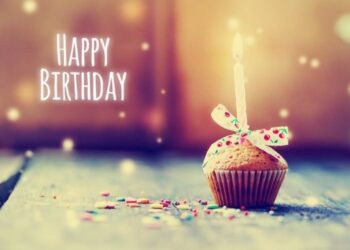 Как поздравить папу на день рождения?