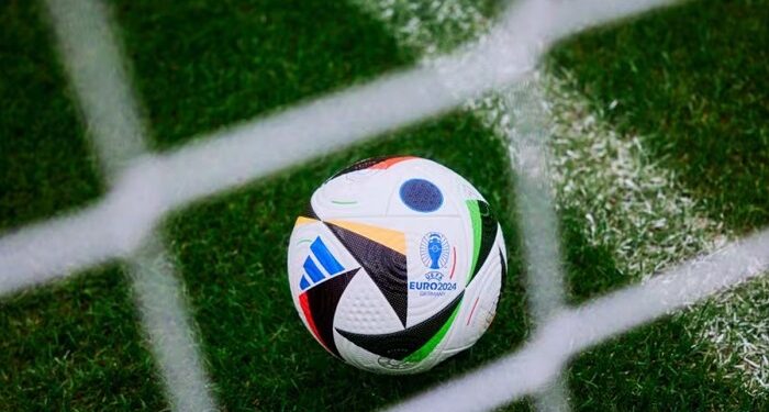 На чемпионате Европы по футболу будет использоваться мяч с микрочипом