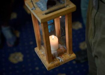 На Черкащину привезли Вифлеємський вогонь миру