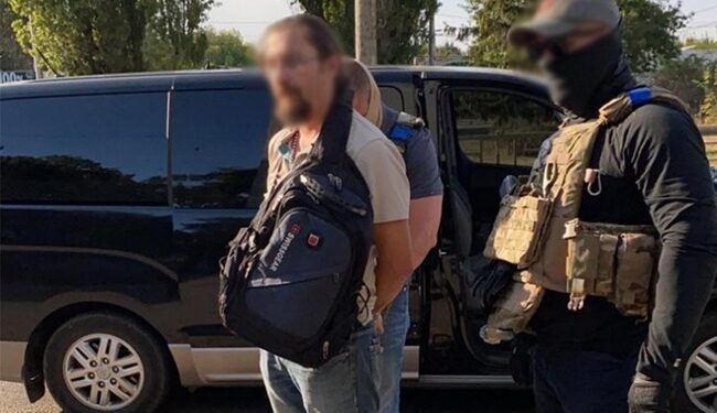 На Херсонщині священника УПЦ (МП) підозрюють у збуті ЗРК “Ігла” та іншої зброї