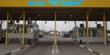 На кордоні з Польщею розблокували пункт пропуску: що відомо |  |